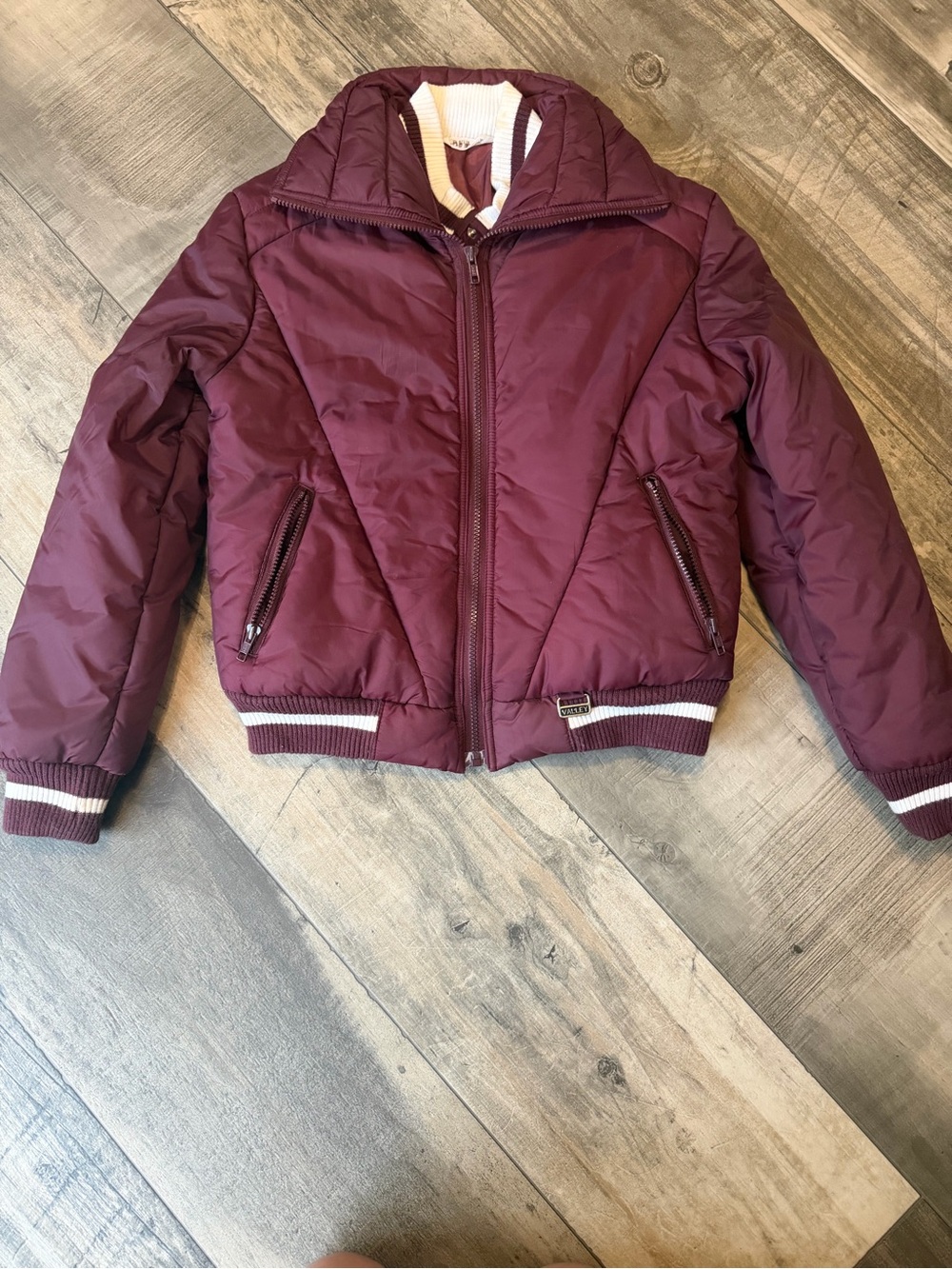 Valley and Co. Vintage Women's Burgundy Puffer Jacket with Rib Trim